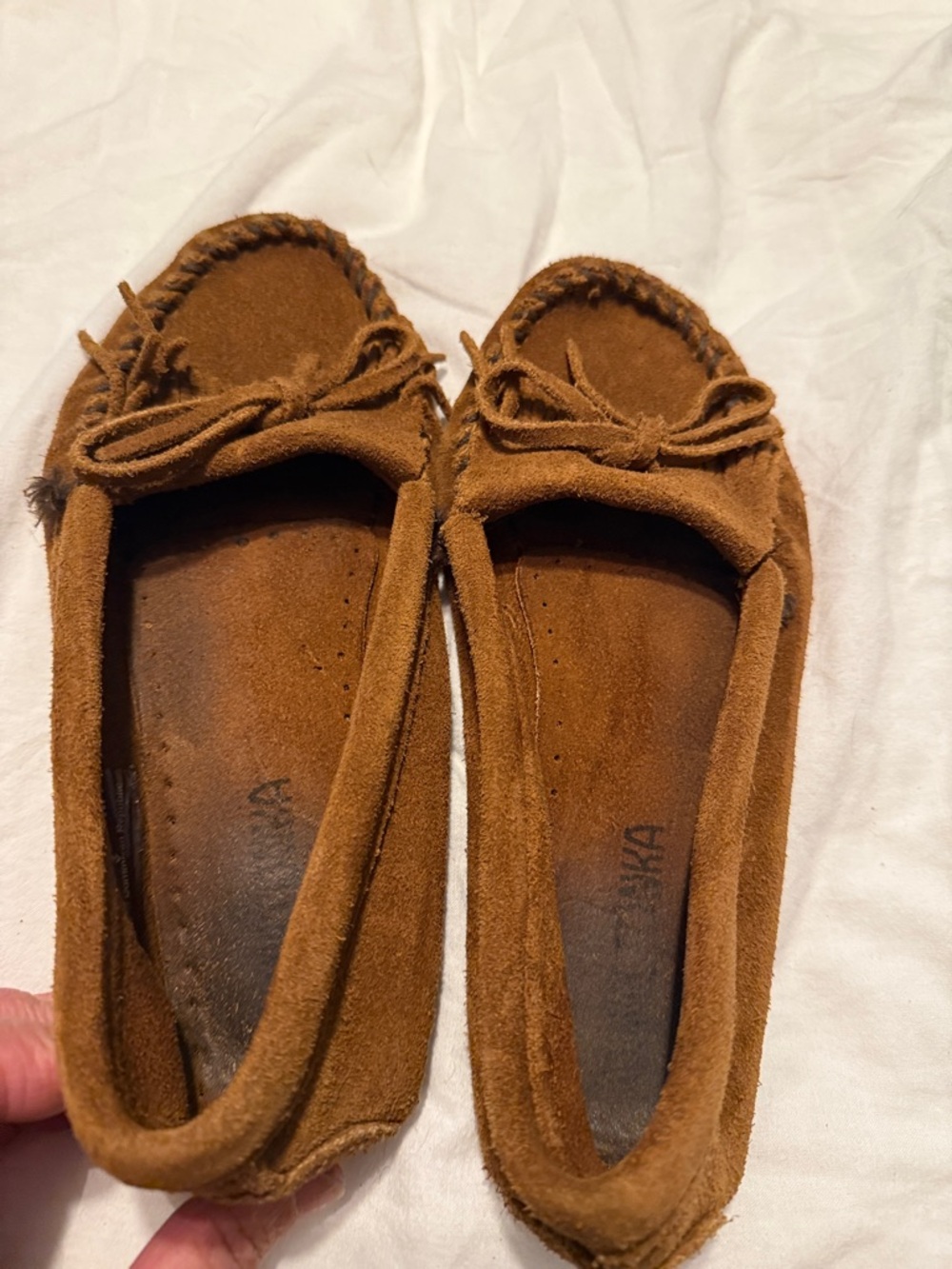Minnetonka Chestnut Suede Moccasin Shoes